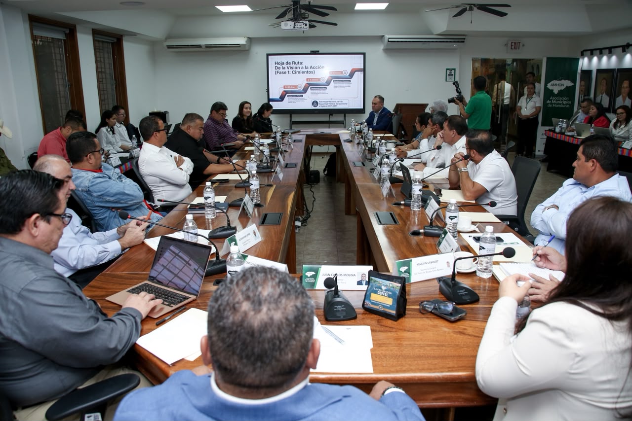 Gobierno del presidente Asfura suma a las alcaldías a la construcción del Plan Nacional de Agua y Saneamiento