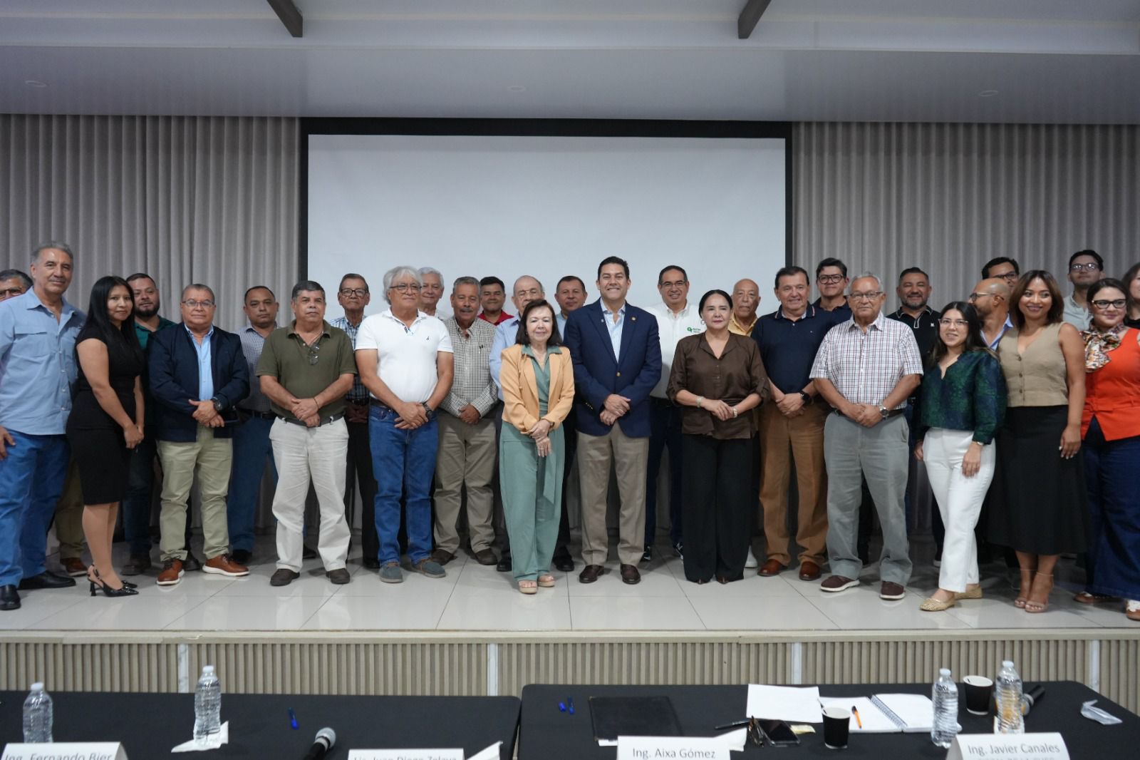 AMDC y CHEC firman convenio para fortalecer la planificación y calidad de proyectos de infraestructura AMDC y CHEC firman convenio para fortalecer la planificación y calidad de proyectos de infraestructura
