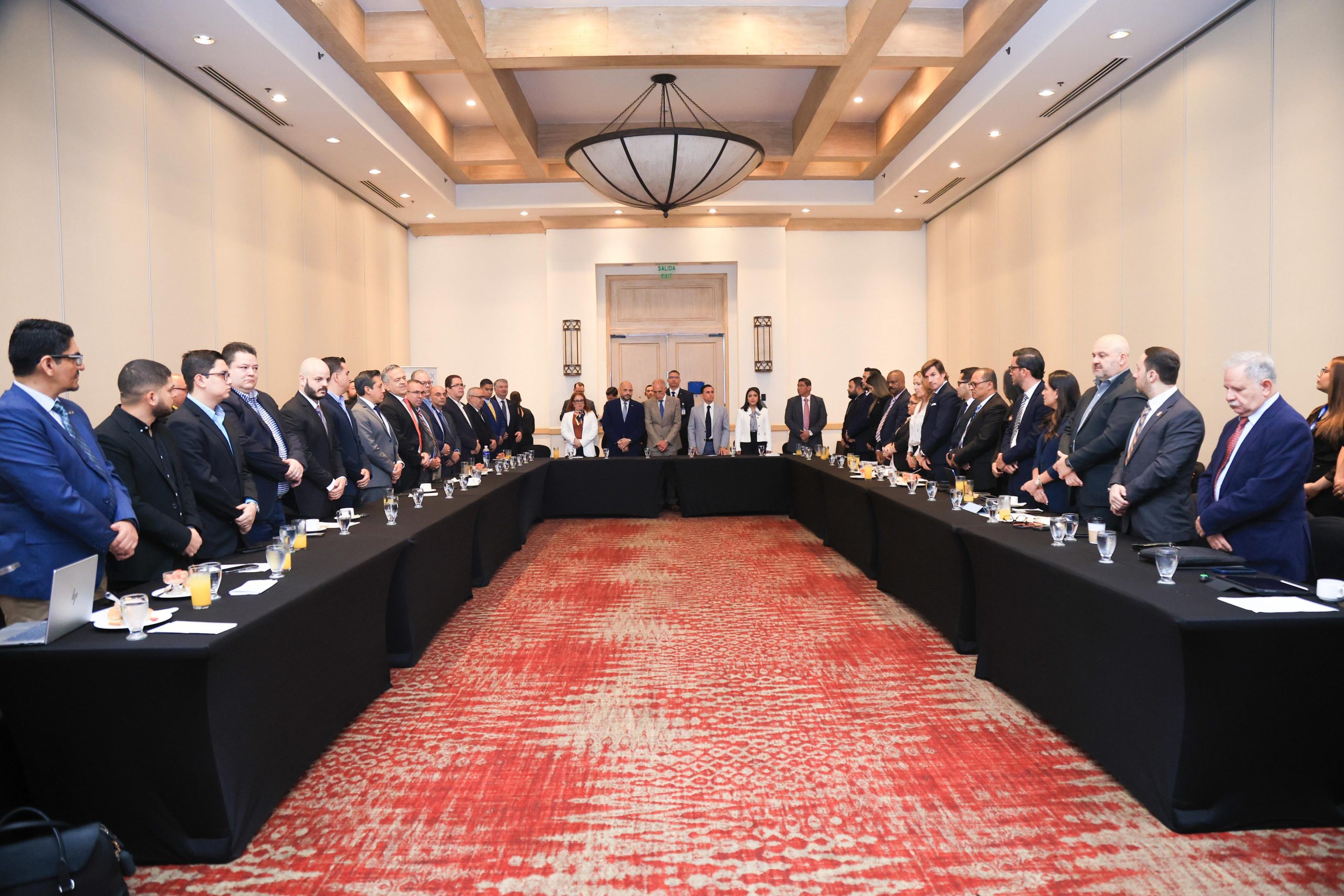 Presidente Asfura impulsa una Honduras más conectada con el mundo