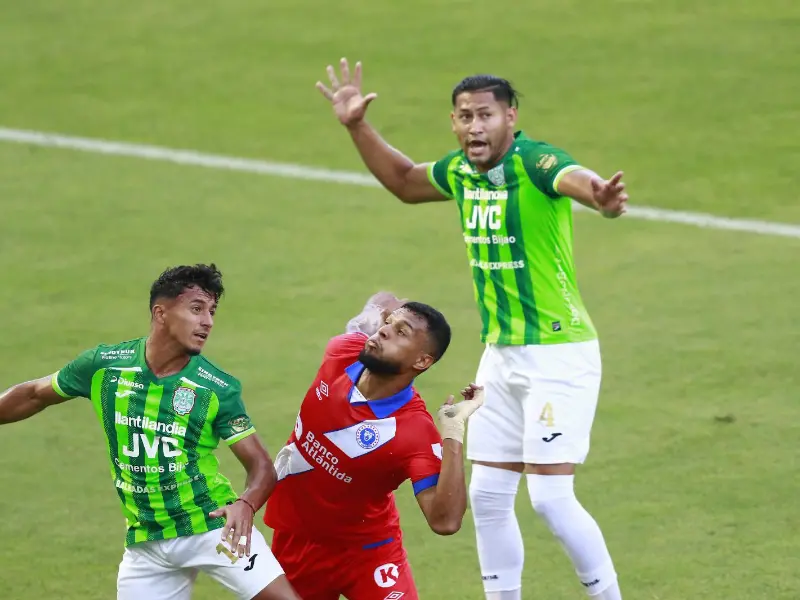 Marathón derriba al Olimpia, le quita el invicto y toma el liderato del Apertura 2026 Marathón derriba al Olimpia, le quita el invicto y toma el liderato del Apertura 2026
