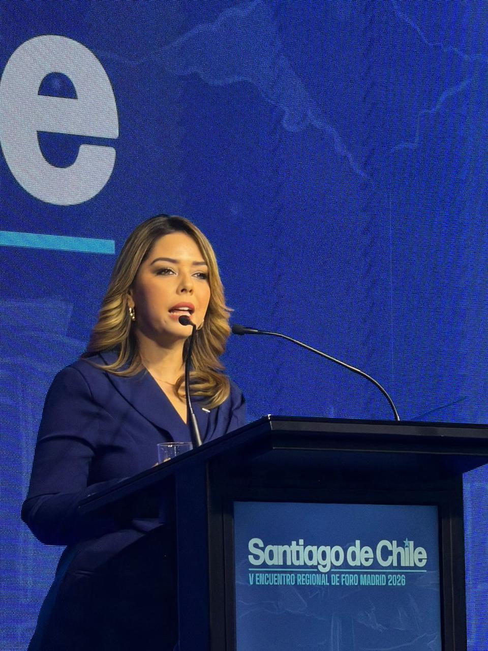 María Antonieta Mejía lleva la voz de Honduras al V Encuentro Regional de Foro Madrid en Santiago de Chile María Antonieta Mejía lleva la voz de Honduras al V Encuentro Regional de Foro Madrid en Santiago de Chile
