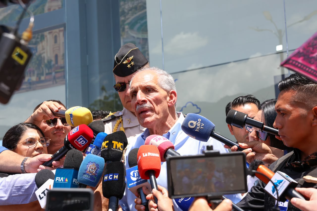 Presidente Asfura anuncia obras para prevenir inundaciones y descongestionar San Pedro Sula Presidente Asfura anuncia obras para prevenir inundaciones y descongestionar San Pedro Sula