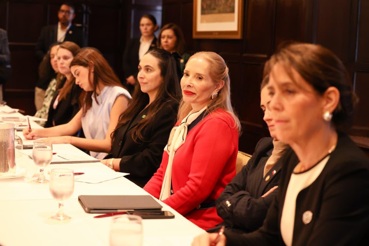 Primera Dama de Honduras participa en encuentro internacional sobre transformación de los sistemas educativos