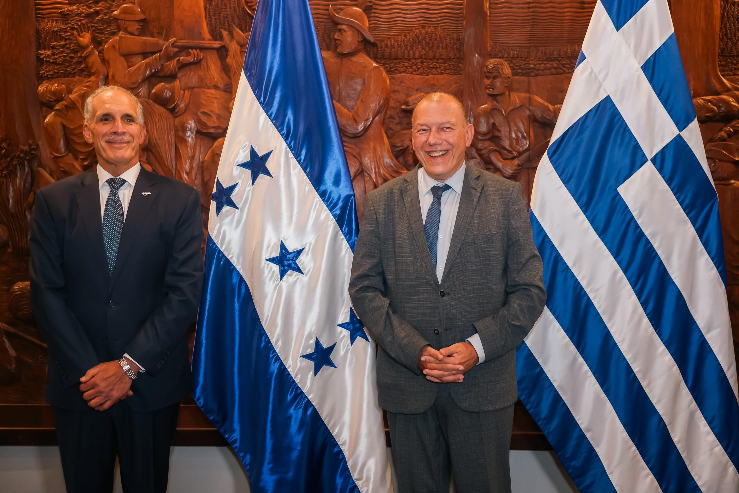 Honduras y Grecia estrechan vínculos con la apertura de su consulado honorario